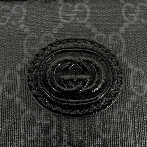 GUCCI Small Crossbody Bag with Interlocking G in Black GG Supreme - Picture 8 of 15